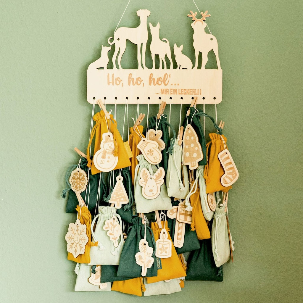 Holzaufhängung für Adventskalender – Hund