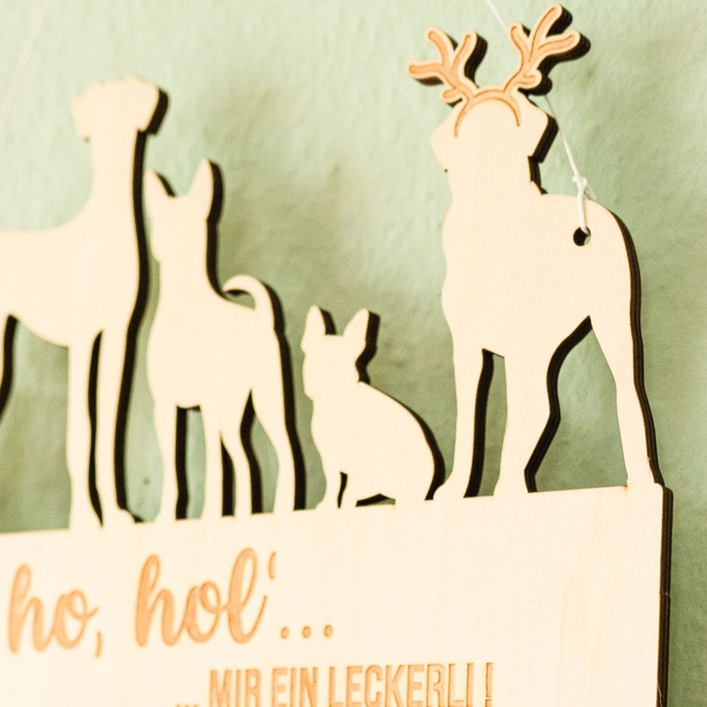 Holzaufhängung für Adventskalender – Hund