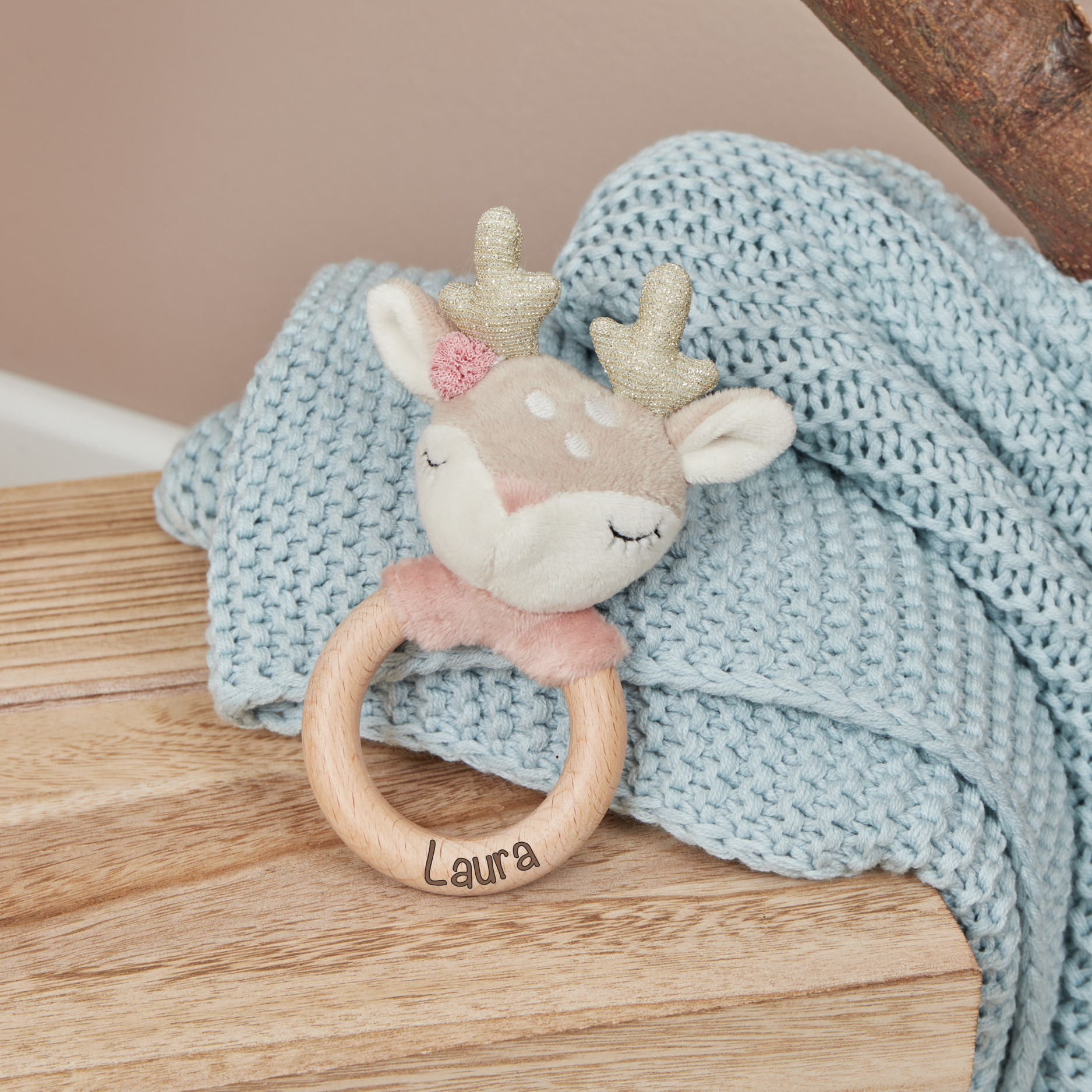 Greifling Reh Ella mit Rassel