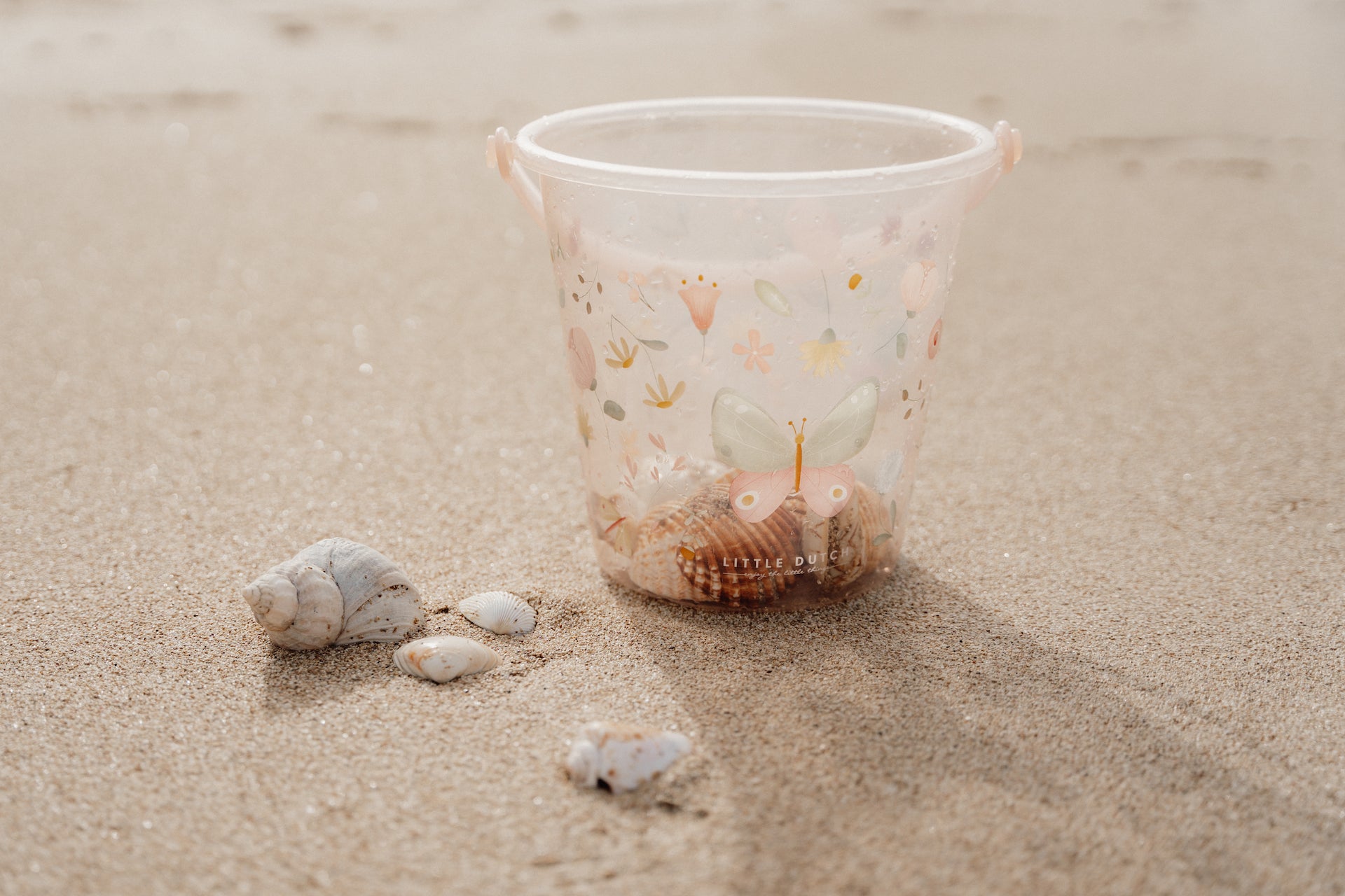 Muschelkübel/Eimer Flowers & Butterflies