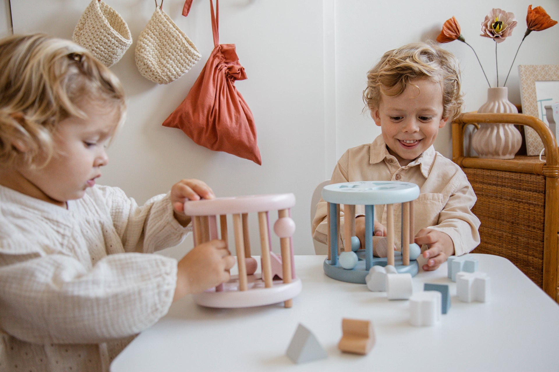 Sortierspielrad mit Steckformen Rosa