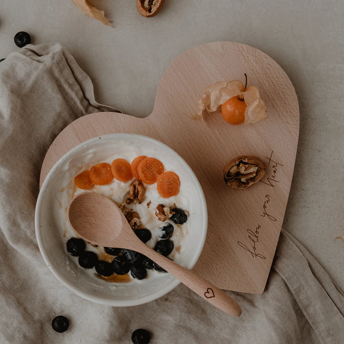 Frühstücksbrett Herz "Follow your heart"